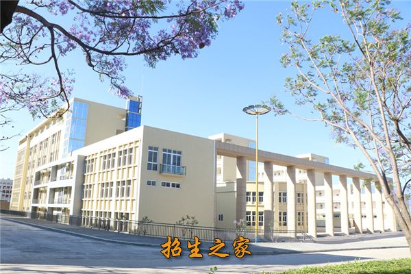 西昌学院教学楼