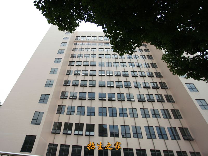 贵州省财政学校教学楼