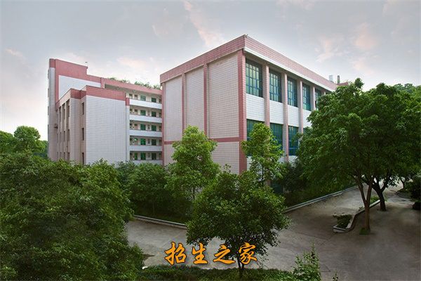 重庆市南丁卫生职业学校相册图集