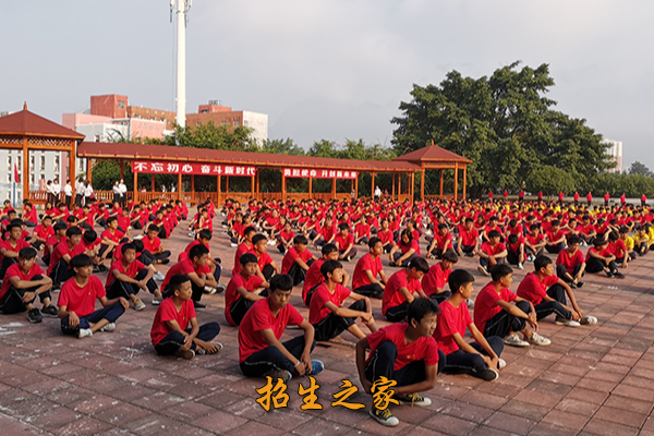 罗甸中等职业学校相册图集