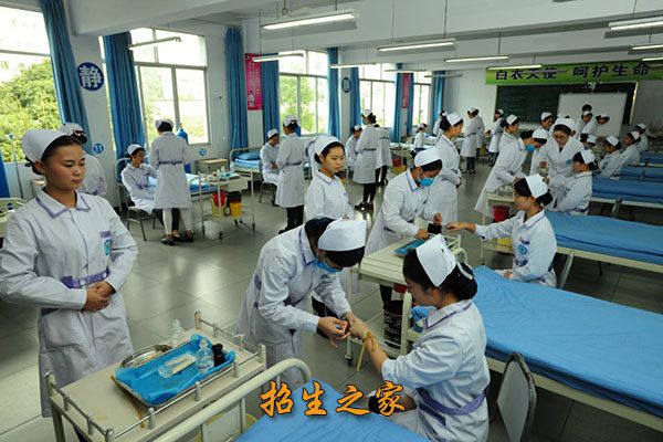 重庆市江南职业学校相册图集