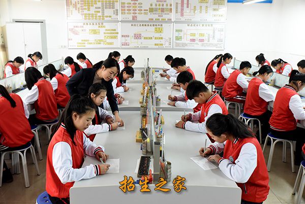 重庆市江南职业学校相册图集