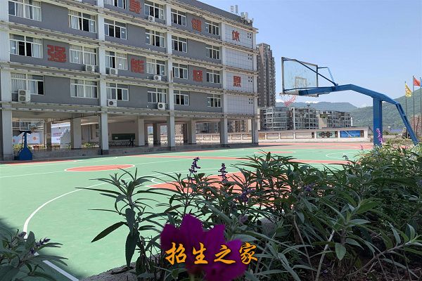重庆市开州区巨龙中等职业技术学校相册图集