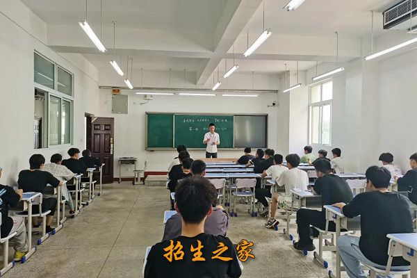 重庆市工业技师学院（重庆市工业高级技工学校）相册图集