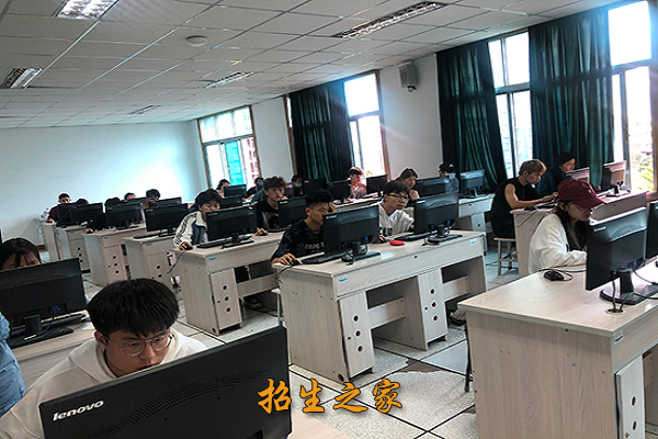 云南旅游职业学院相册图集