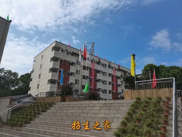 绵阳航空职业学校相册图集