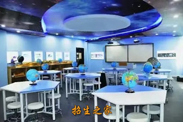 蜀城中学数字化地理教室