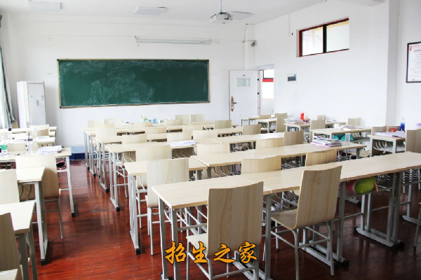 四川育人考仕通单招培训学校相册图集