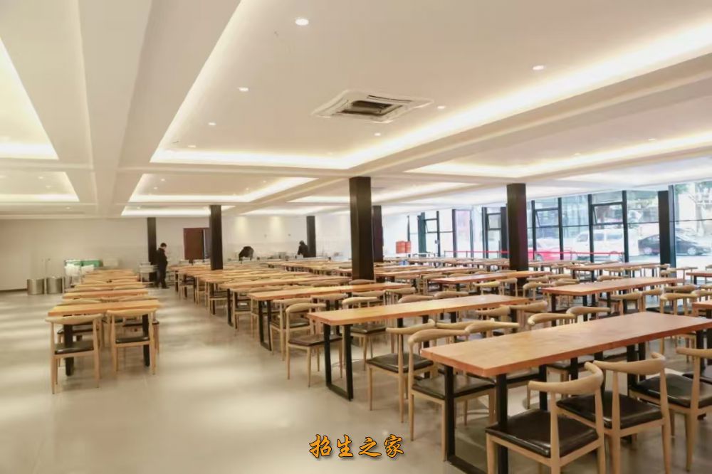 食堂环境