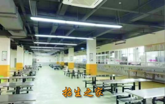 食堂环境