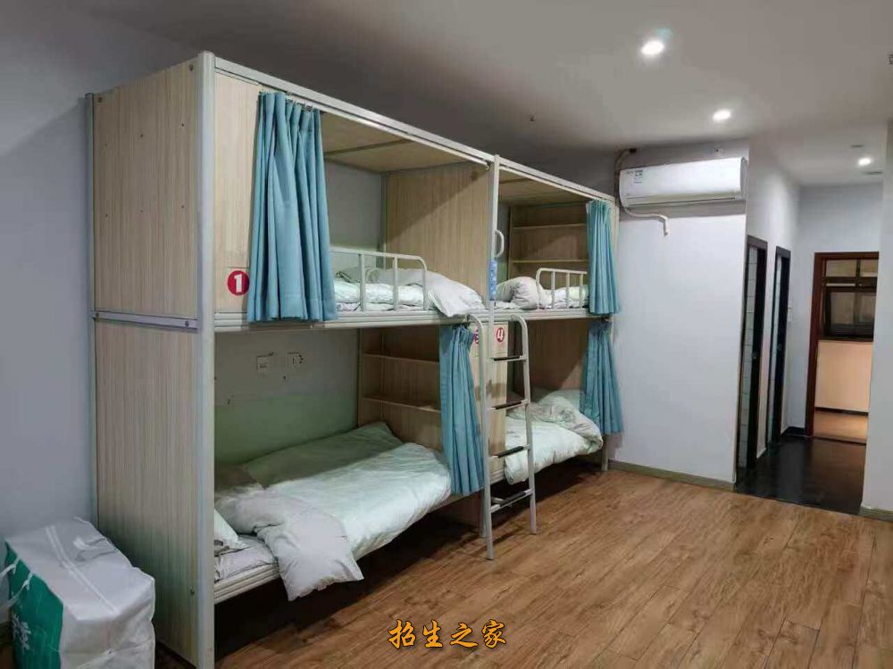 美思单招温江校区寝室