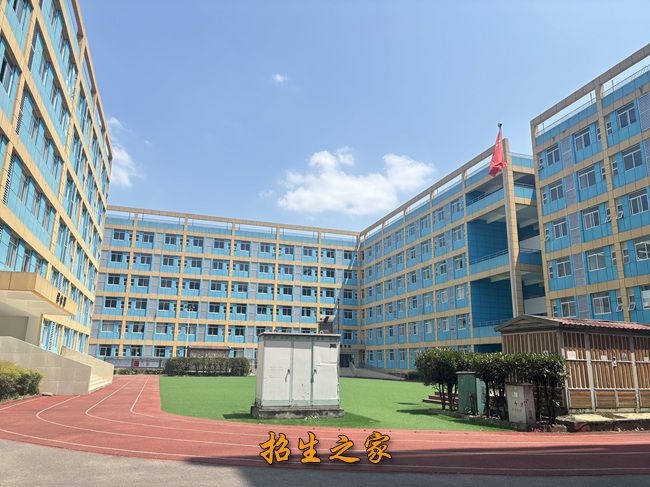 四川翰林普华单招新都校区相册图集