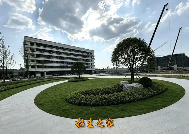 成都大河融创单招集训郫都校区相册图集